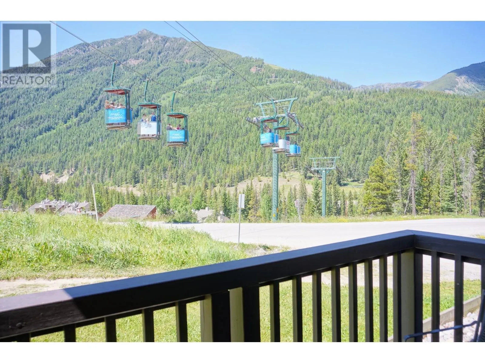 2049 SUMMIT Drive Unit# 314B