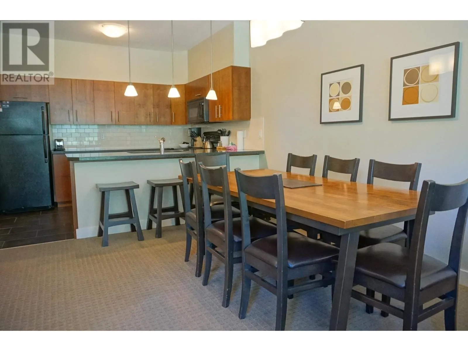2049 SUMMIT Drive Unit# 314B