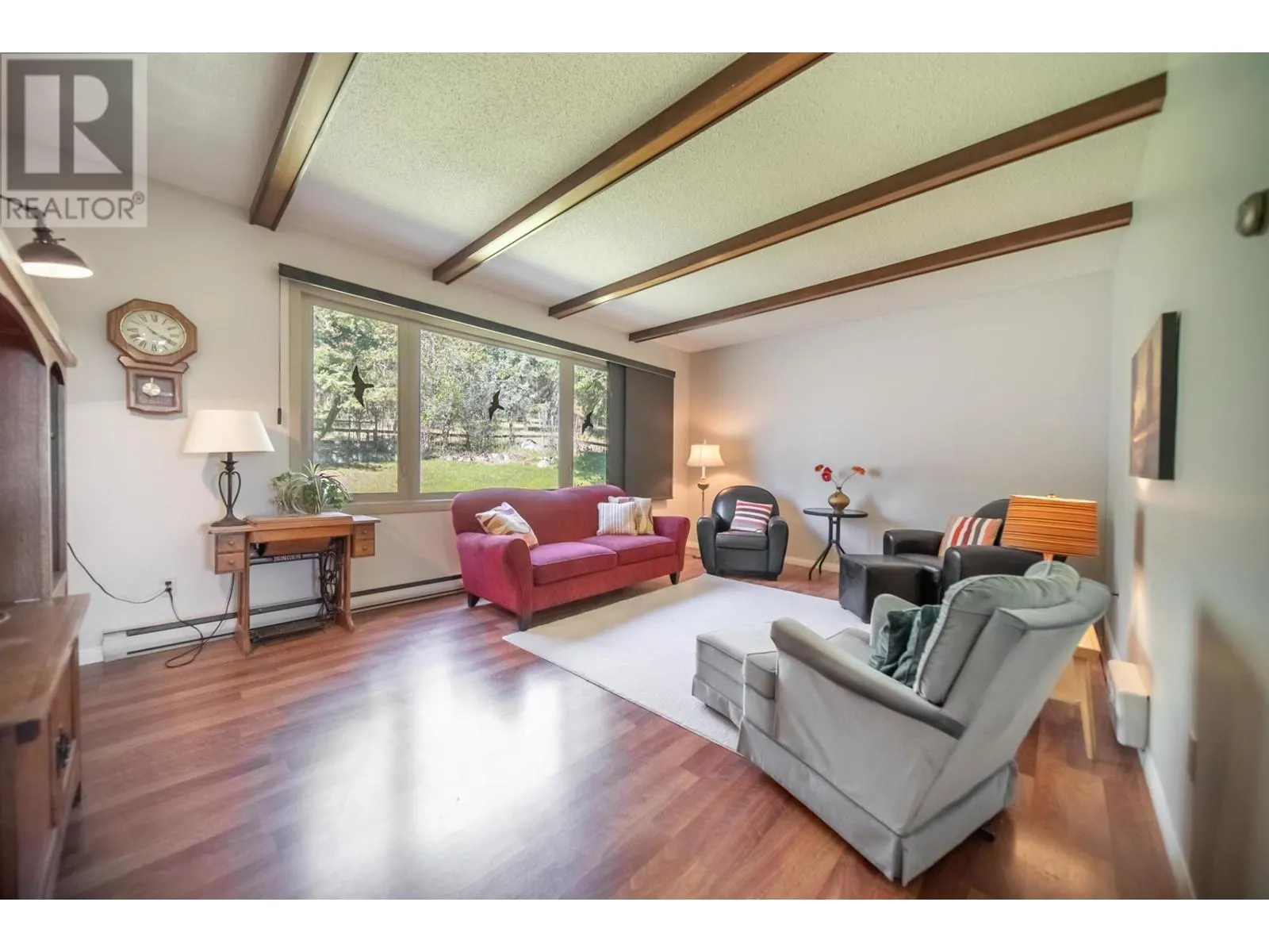 380 IVY Road
