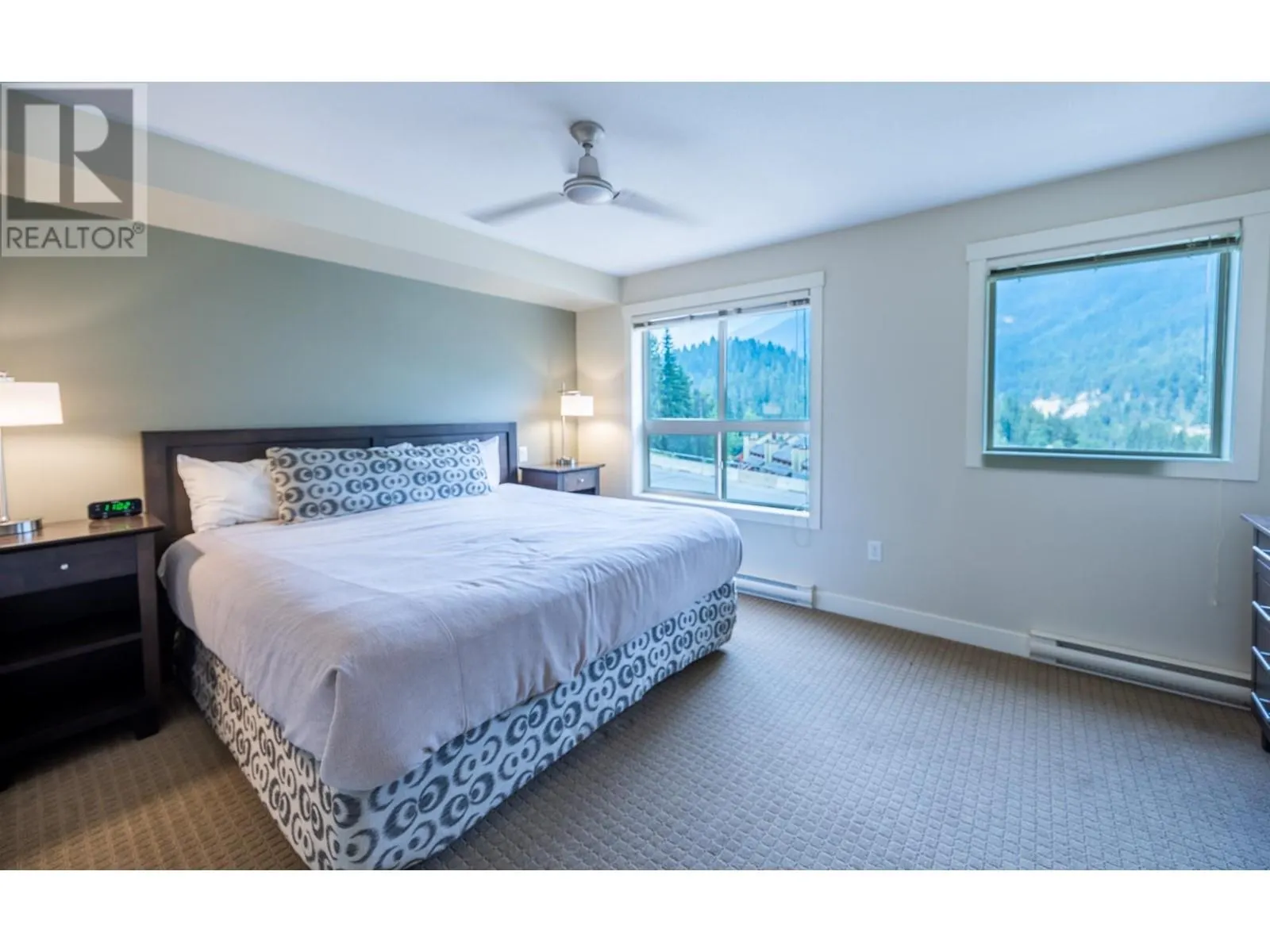 2049 SUMMIT Drive Unit# 313A