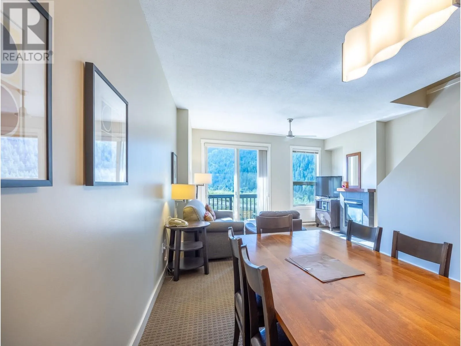 2049 SUMMIT Drive Unit# 313A