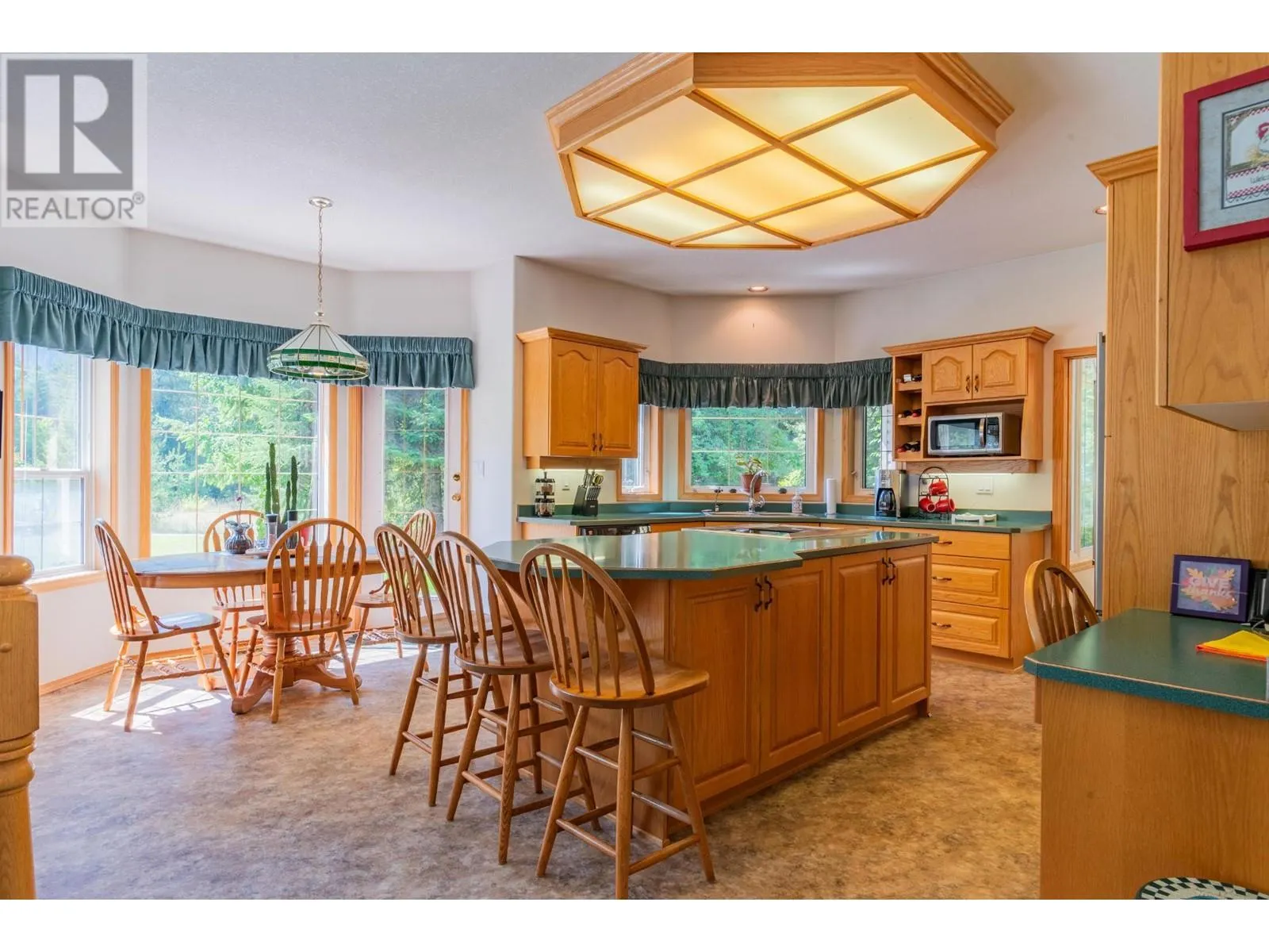 2718 OSACHOFF Road