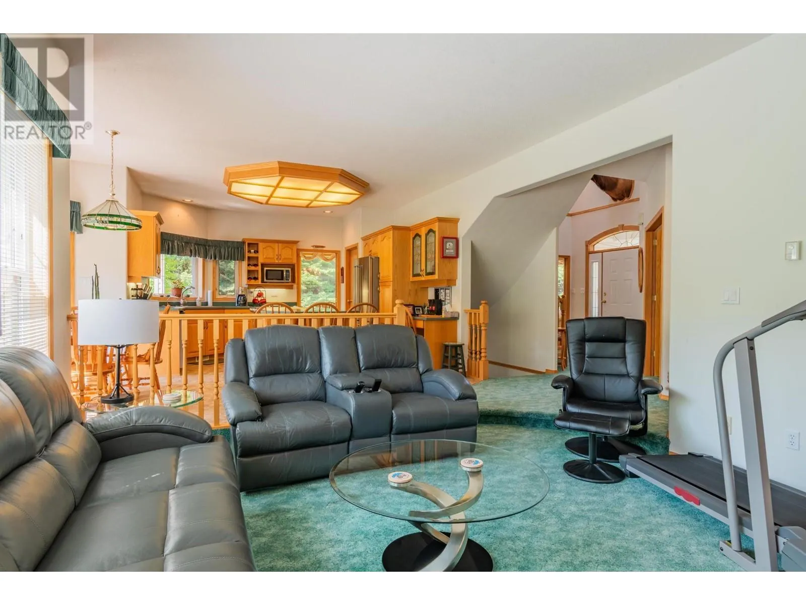 2718 OSACHOFF Road