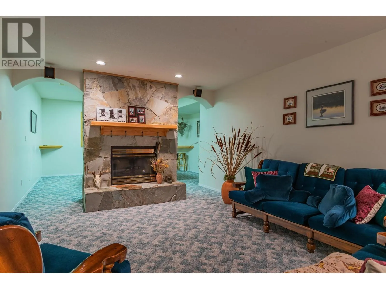 2718 OSACHOFF Road