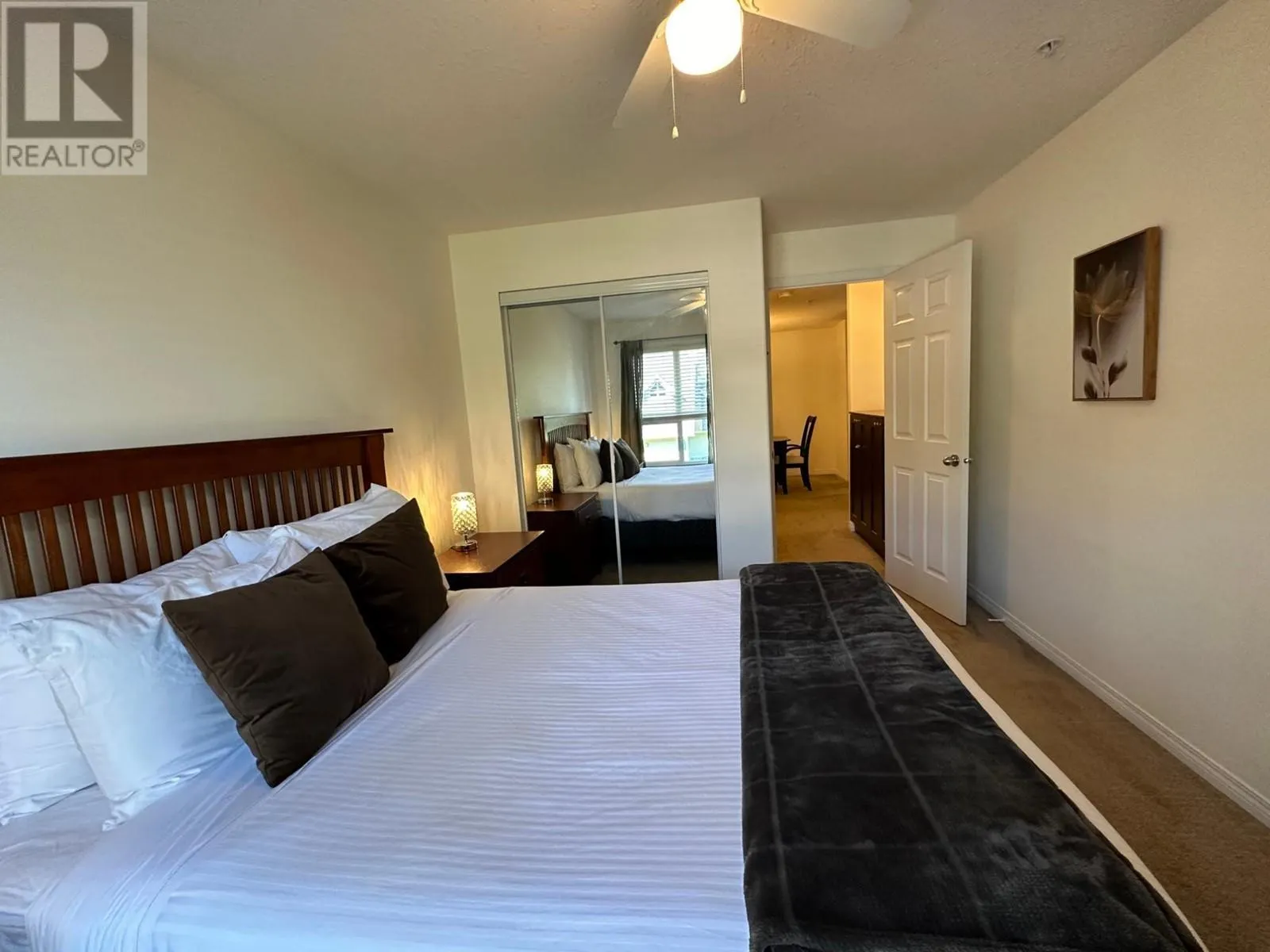 4767 FORSTERS LANDING Road Unit# 210