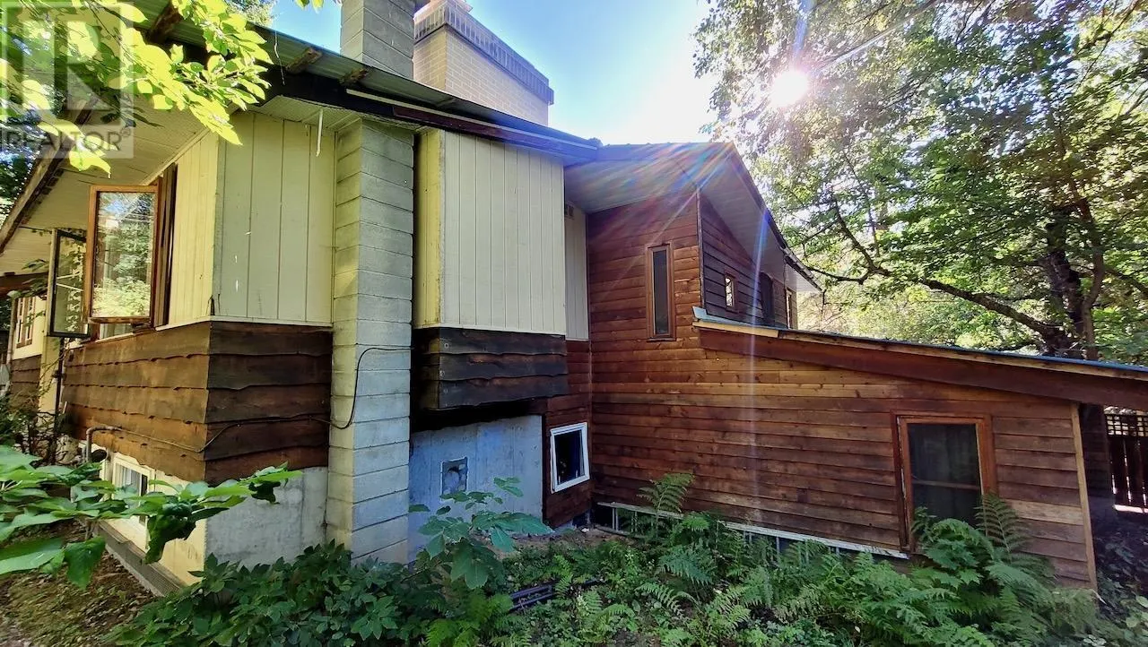2010 CREEK Street