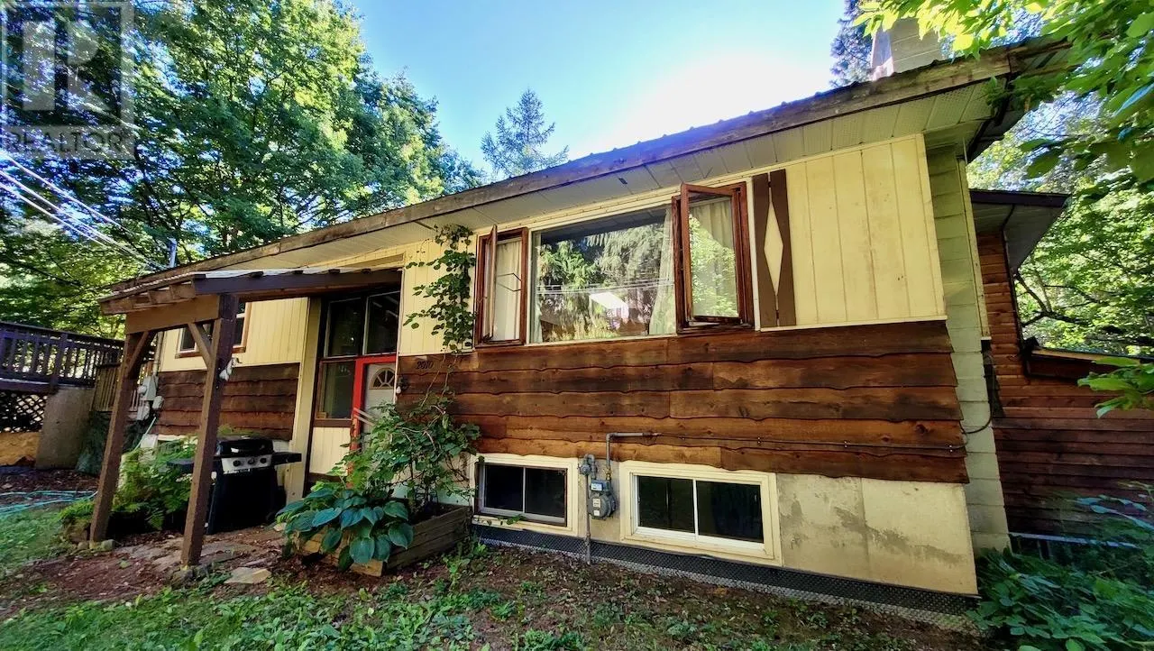 2010 CREEK Street
