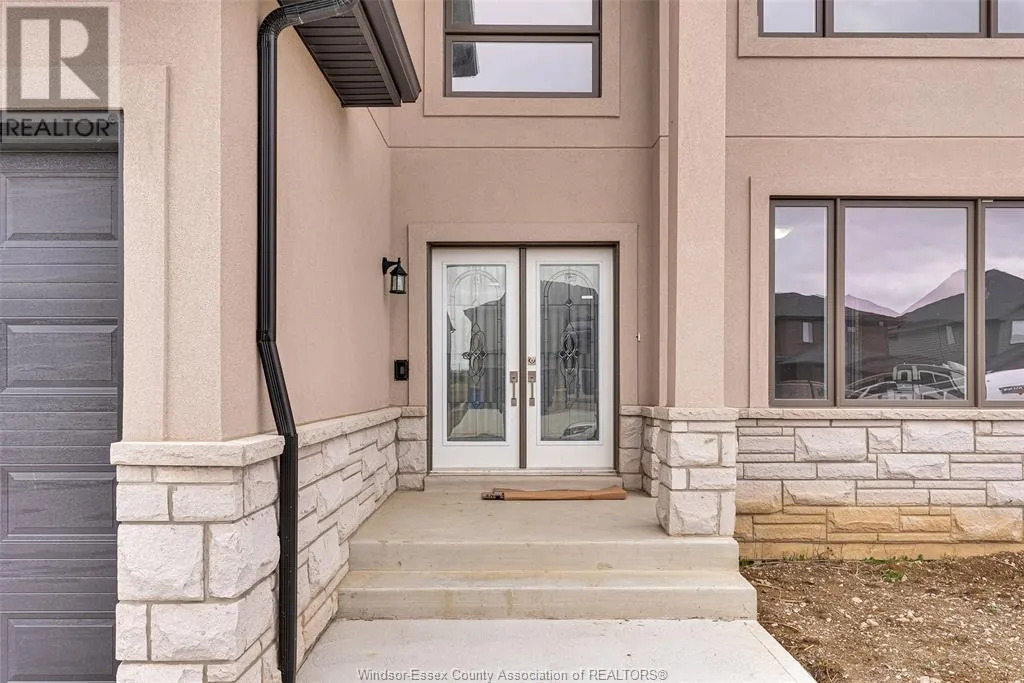 101 KINGSBRIDGE Unit# LOT 44