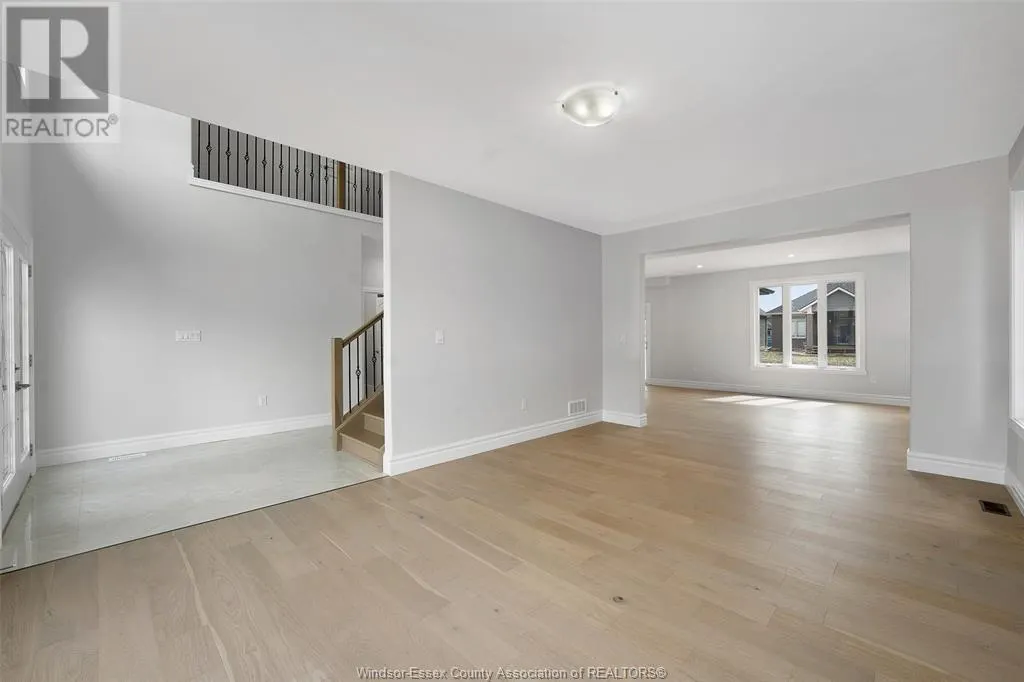 101 KINGSBRIDGE Unit# LOT 44