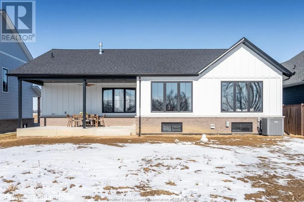1641 Road 2 East