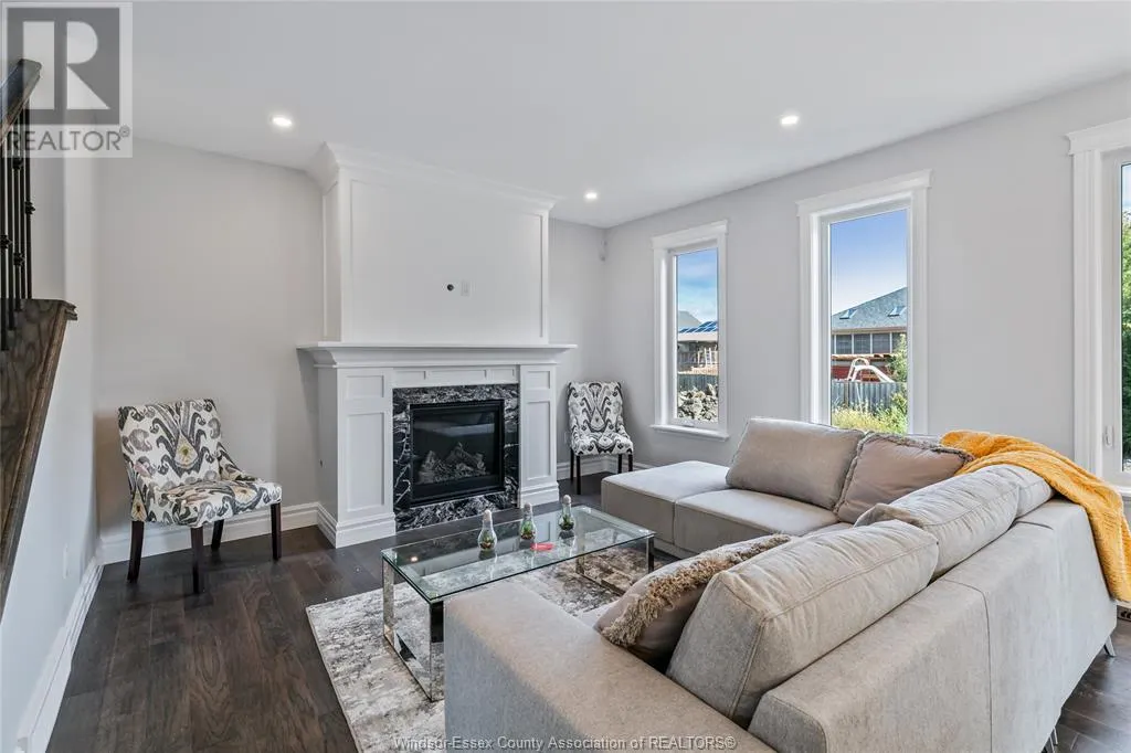 245 CHARLES