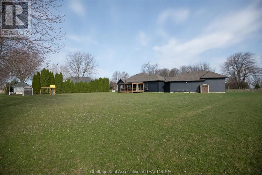 4011 DUFFERIN AVENUE