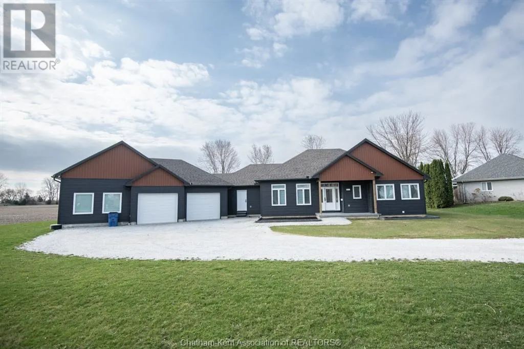 4011 DUFFERIN AVENUE