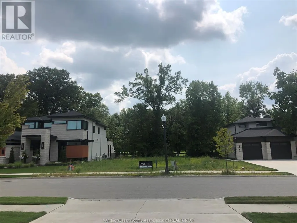 5078 WHISPERING PINES