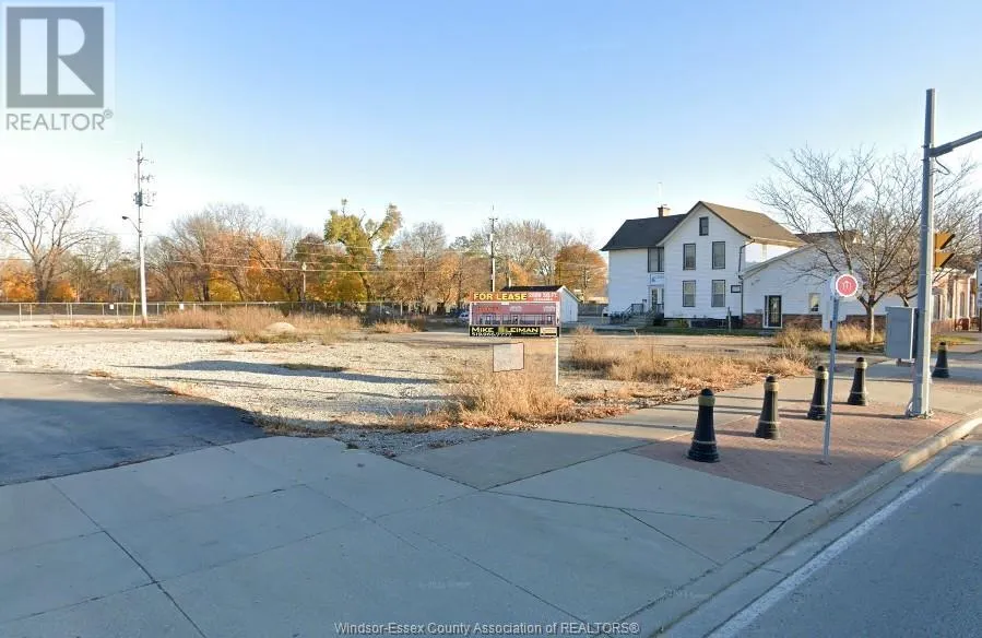 131-135 SANDWICH STREET South