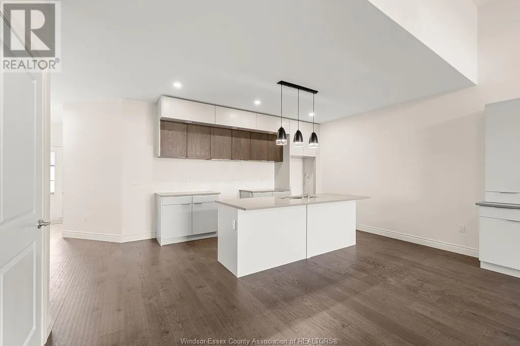 220 MCLELLAN