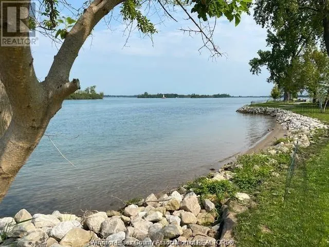 326 CRYSTAL BAY DRIVE