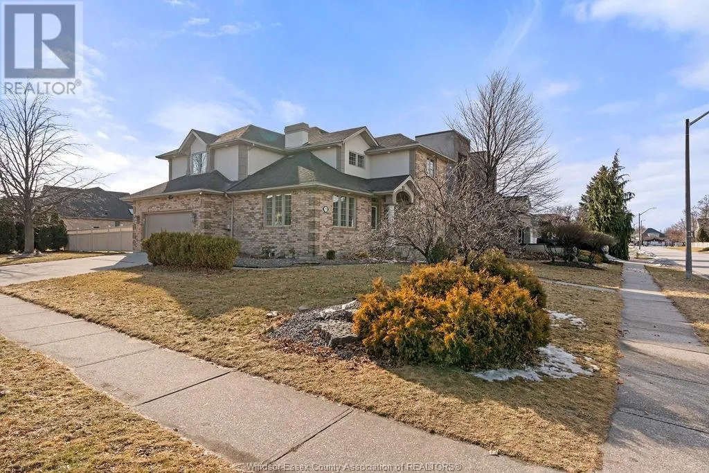 275 RUSSELL WOODS DRIVE