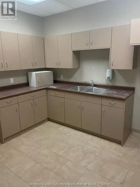 35 VICTORIA Unit# 6A