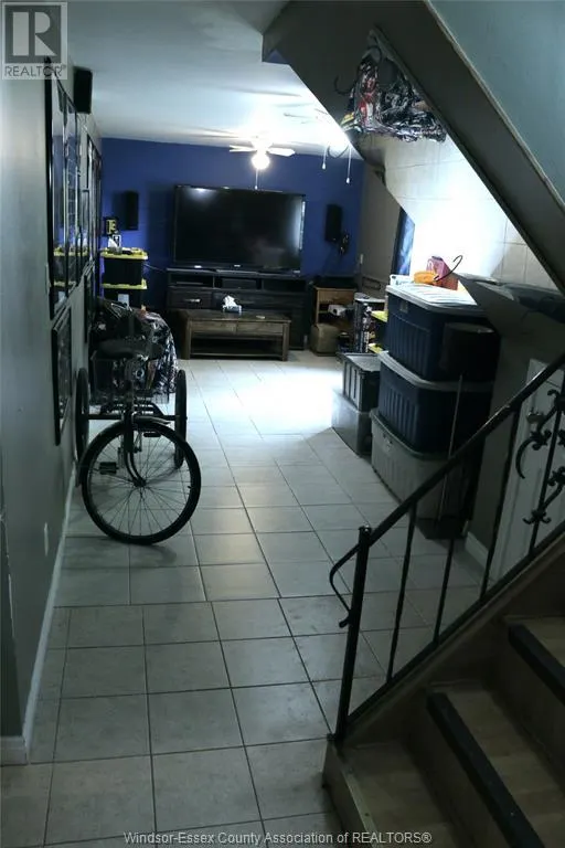 8 STORY STREET