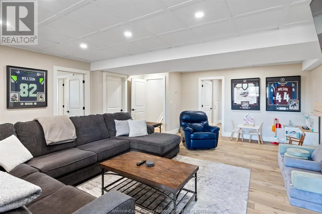 6605 TECUMSEH ROAD