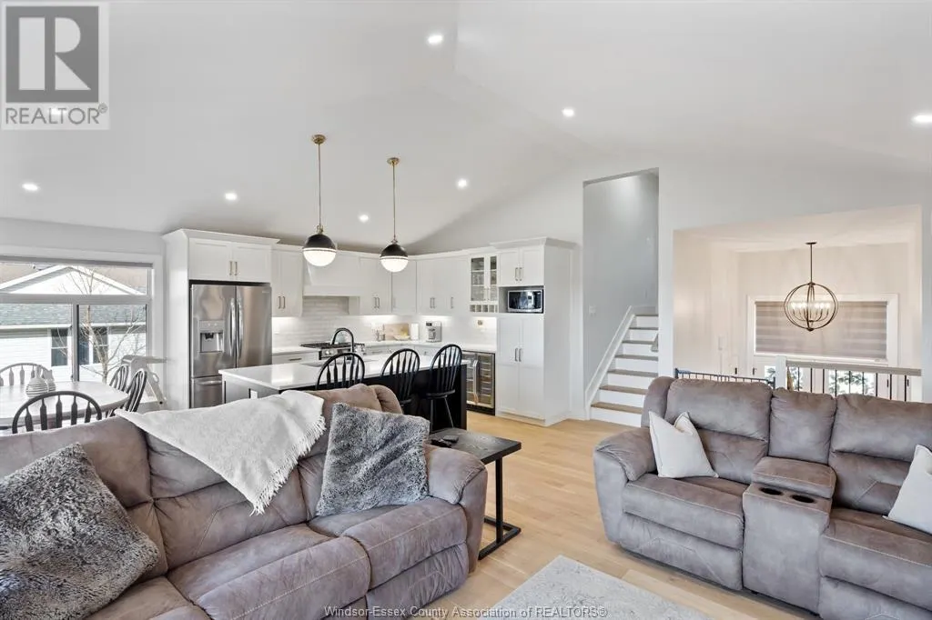 6605 TECUMSEH ROAD