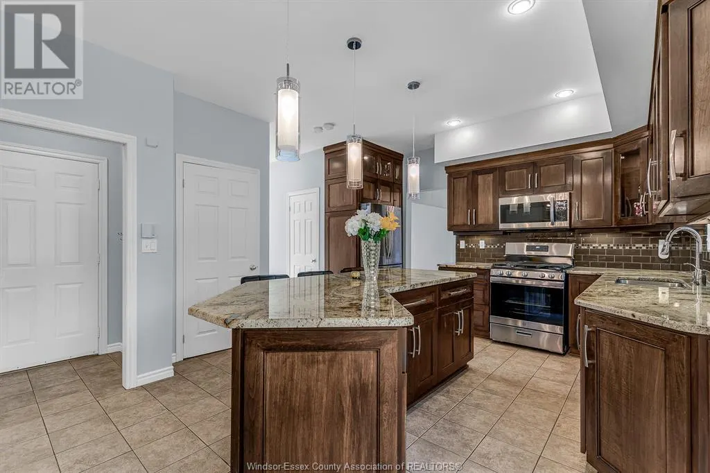 4545 SOUTHWOOD LAKES BOULEVARD