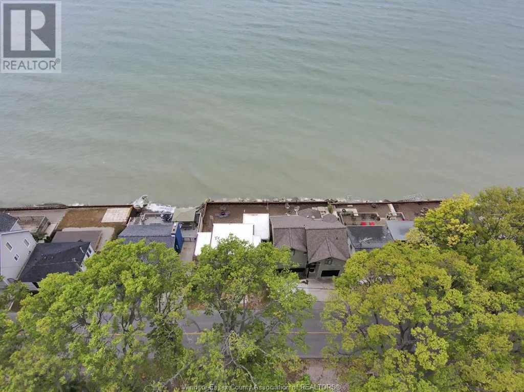 1006 POINT PELEE DRIVE
