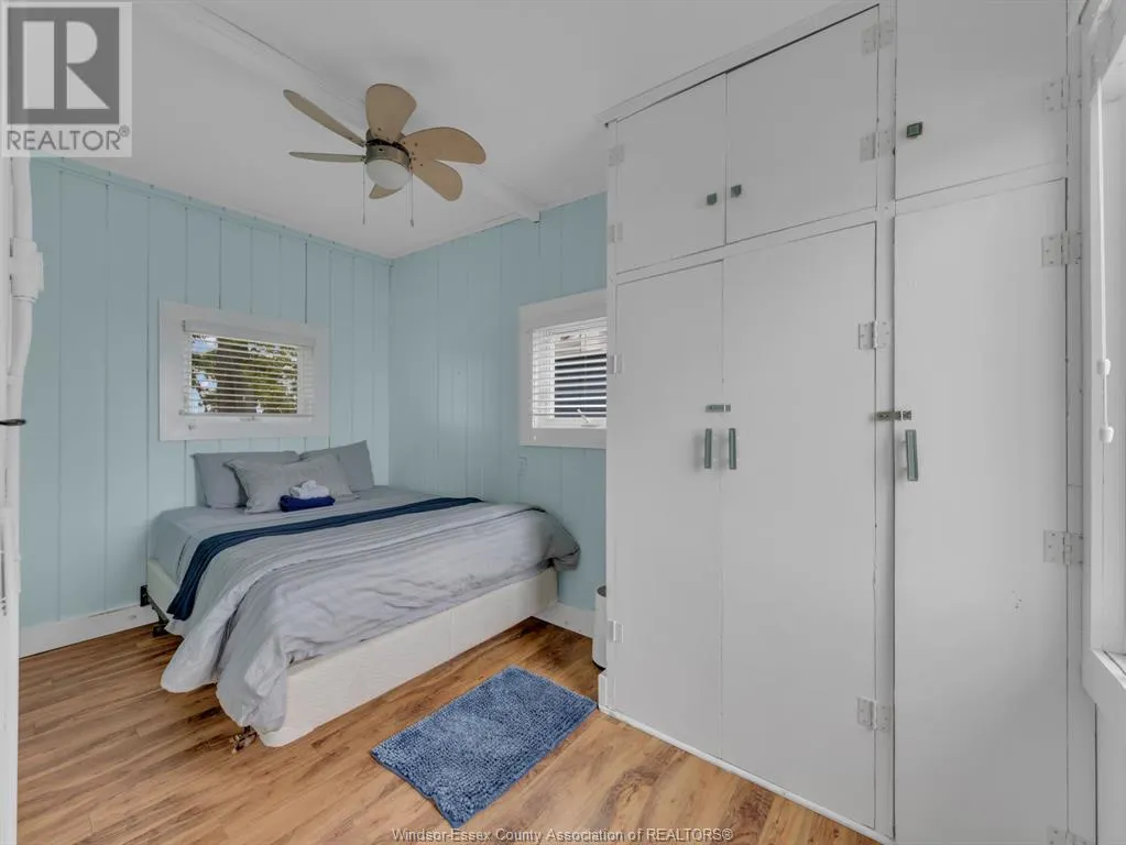 1006 POINT PELEE DRIVE