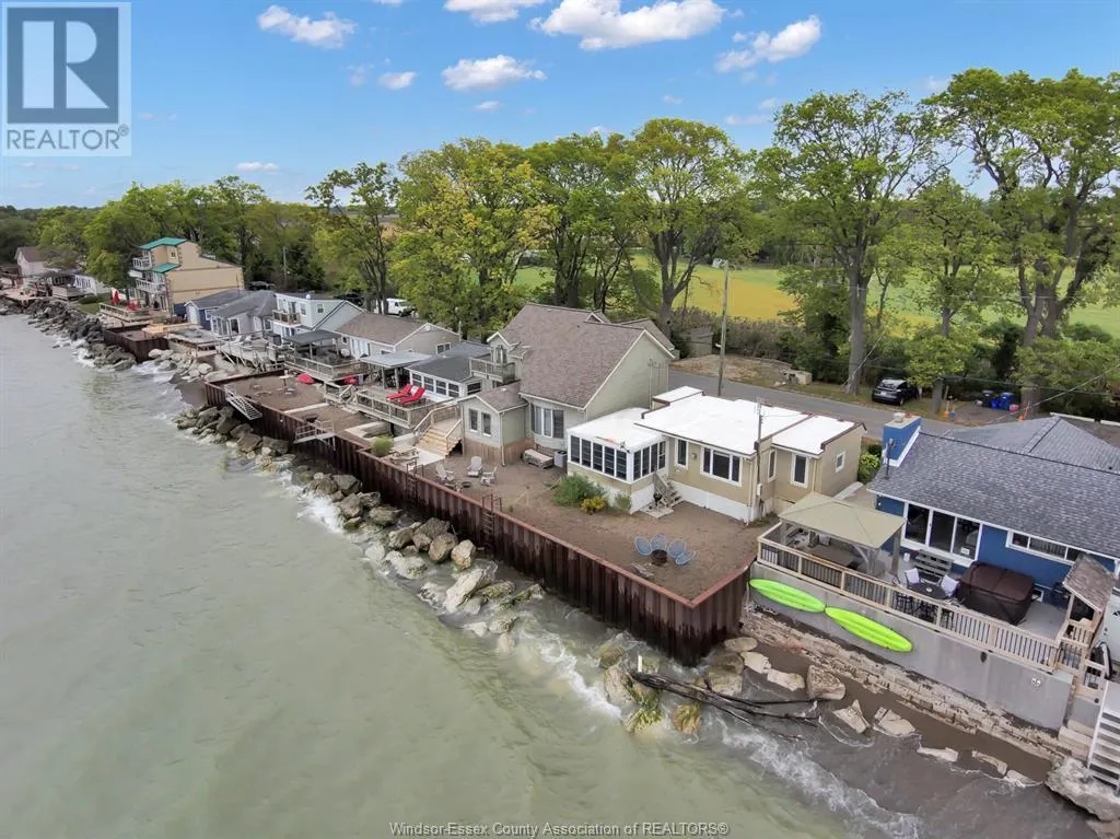 1006 POINT PELEE DRIVE