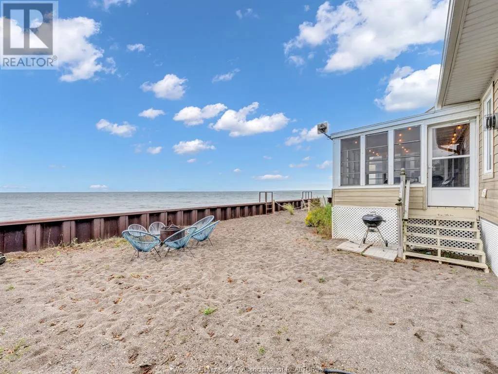 1006 POINT PELEE DRIVE