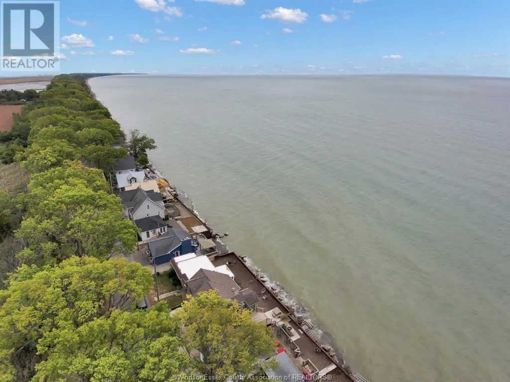 1006 POINT PELEE DRIVE