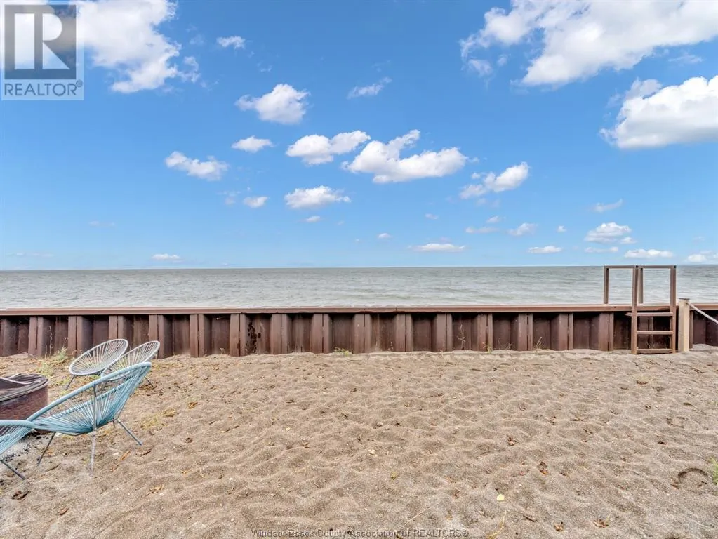 1006 POINT PELEE DRIVE