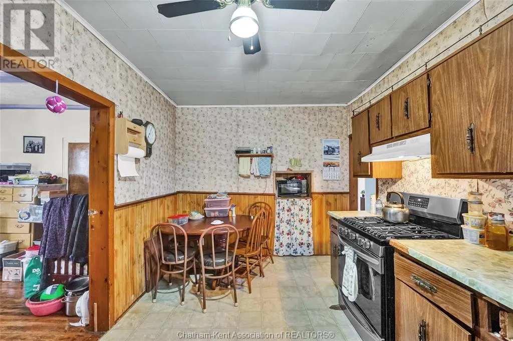 10234 Cedar Hedge LINE