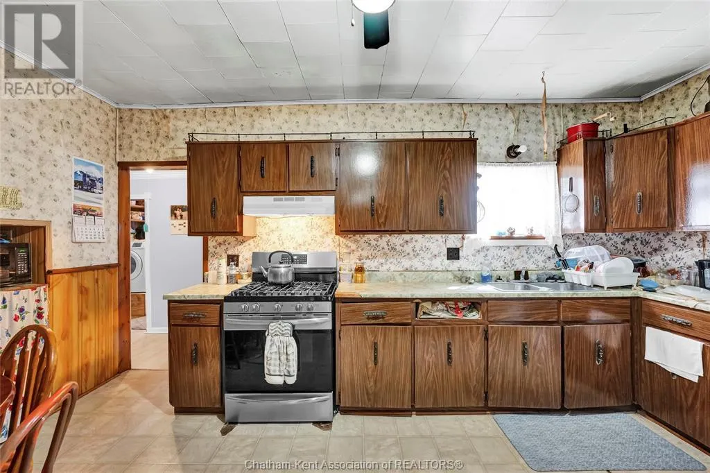 10234 Cedar Hedge LINE
