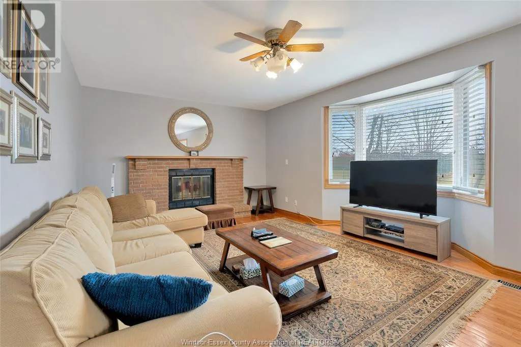 561 DORSET PARK