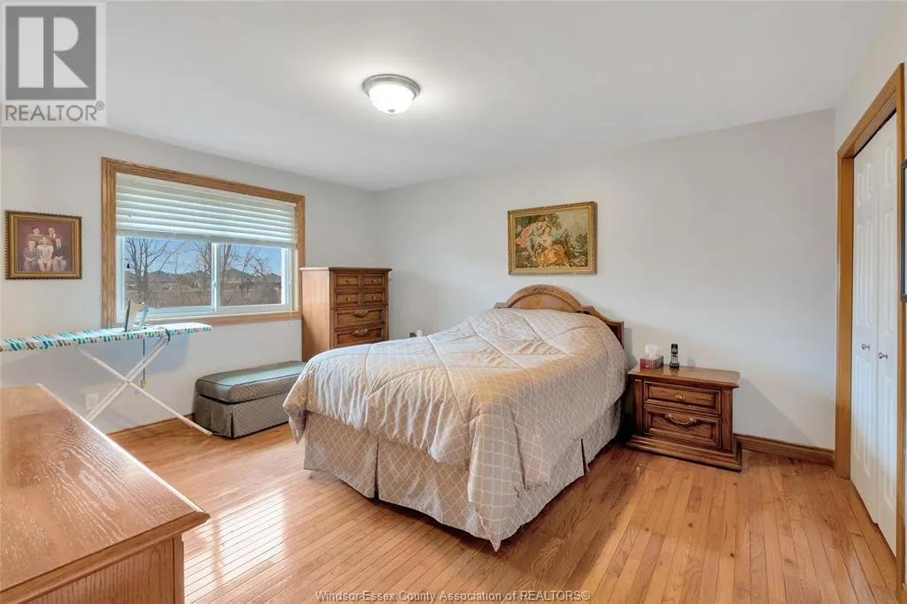 561 DORSET PARK