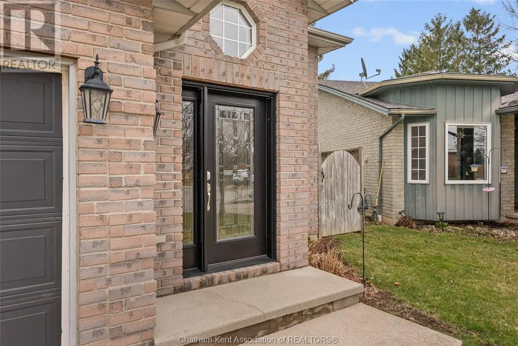38 FIELDSTONE PLACE