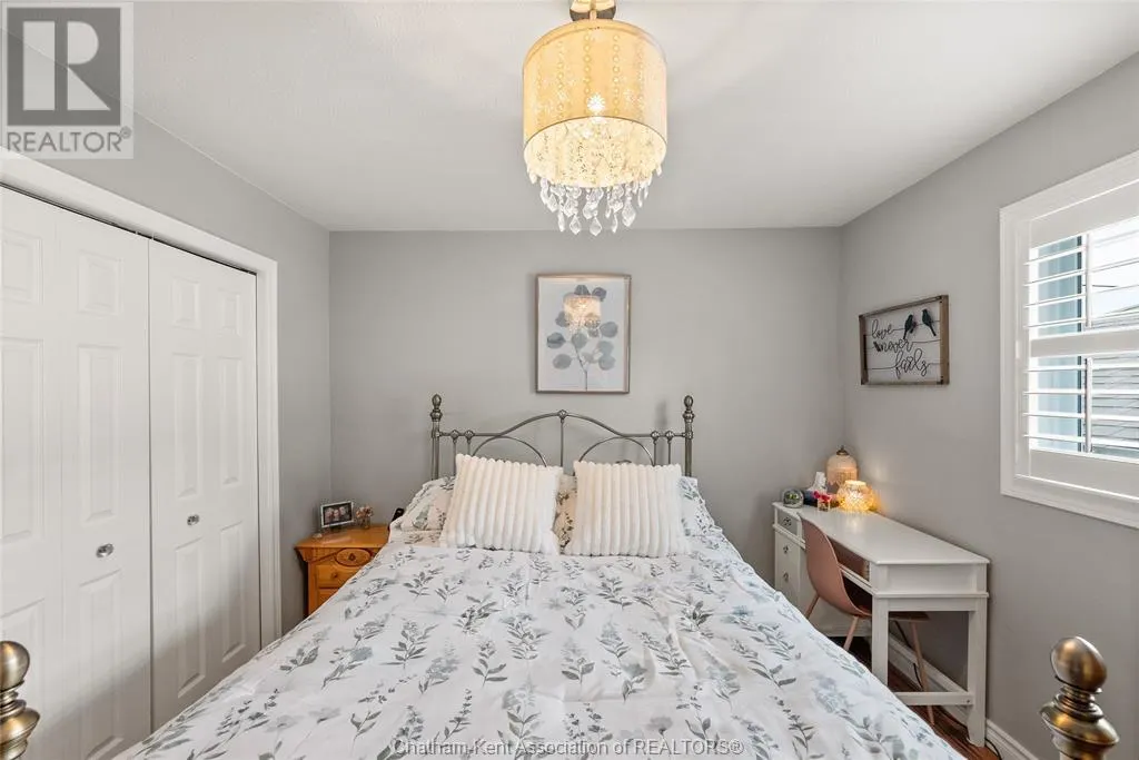 38 FIELDSTONE PLACE