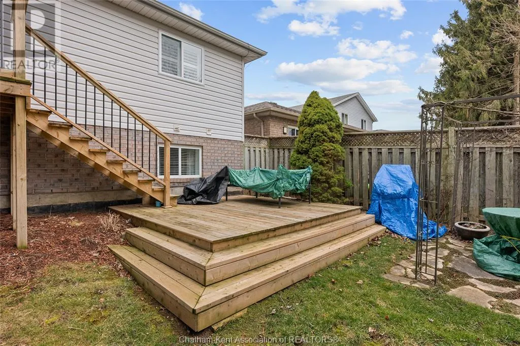 38 FIELDSTONE PLACE
