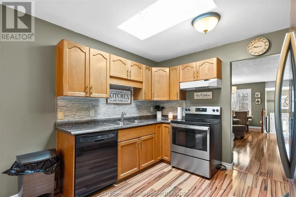 38 FIELDSTONE PLACE