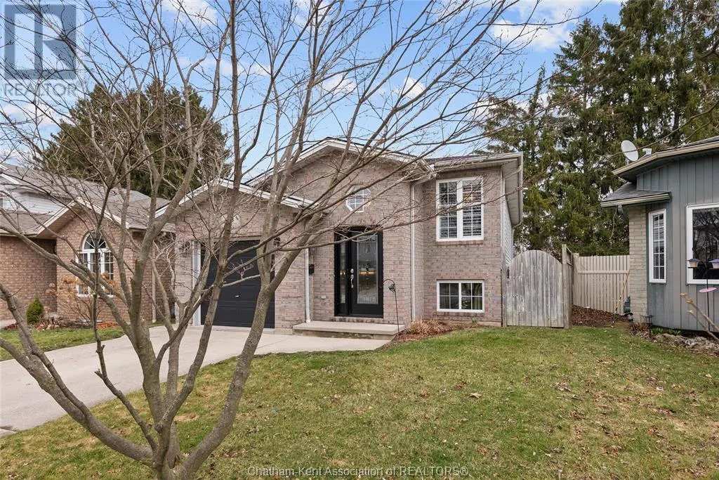 38 FIELDSTONE PLACE