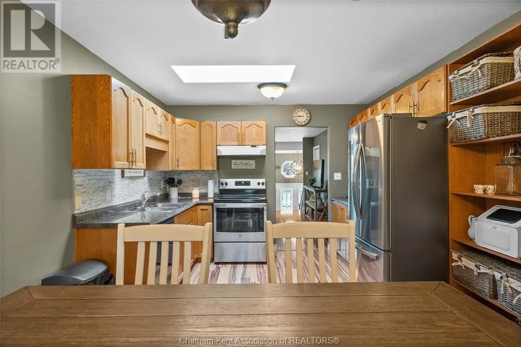 38 FIELDSTONE PLACE