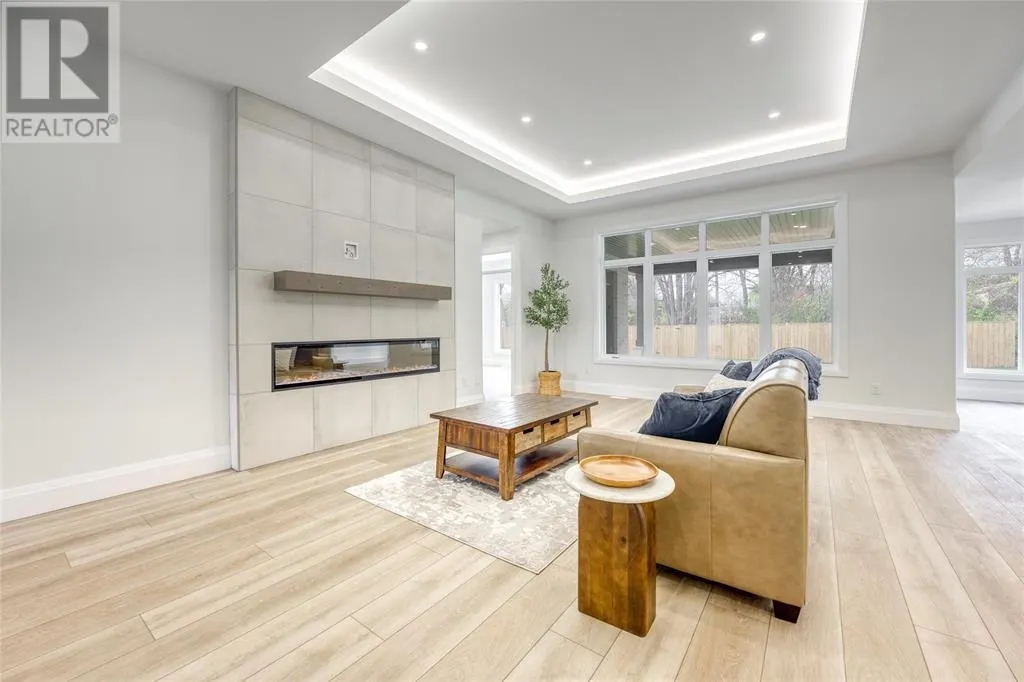 184 SANDPIPER DRIVE