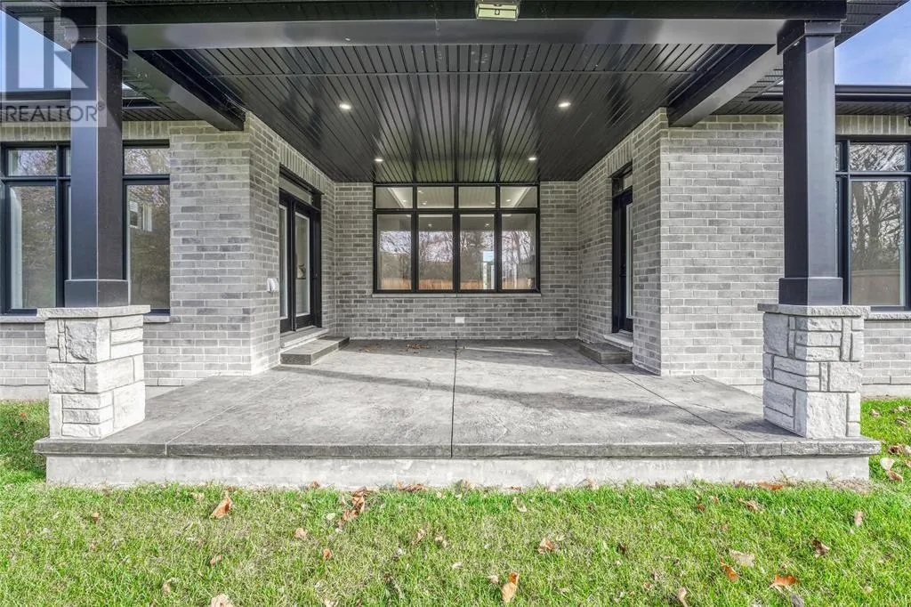 184 SANDPIPER DRIVE