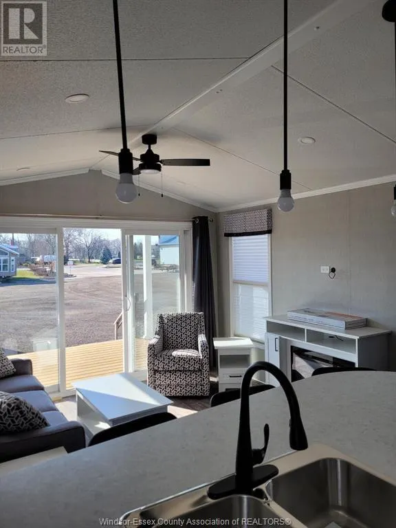 981 COUNTY RD 2 Unit# 200