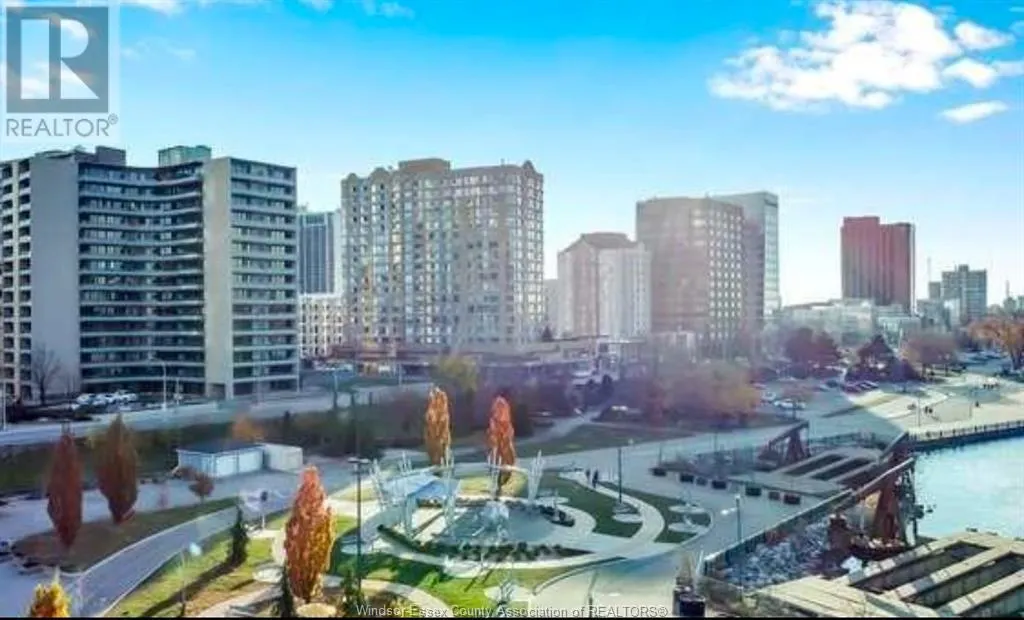 111 RIVERSIDE DRIVE East Unit# 1201