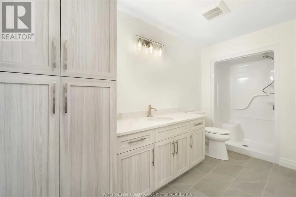 53 GRAF STREET