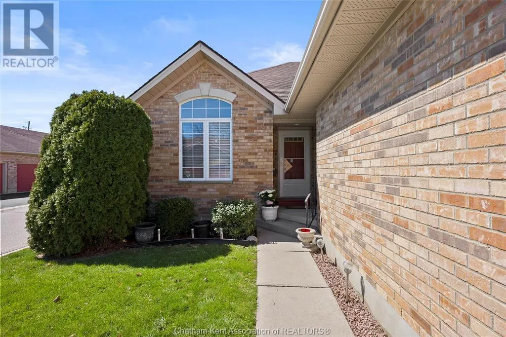 154 SEMENYN AVENUE Unit# 24
