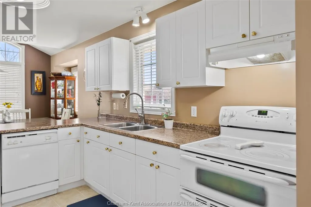 154 SEMENYN AVENUE Unit# 24